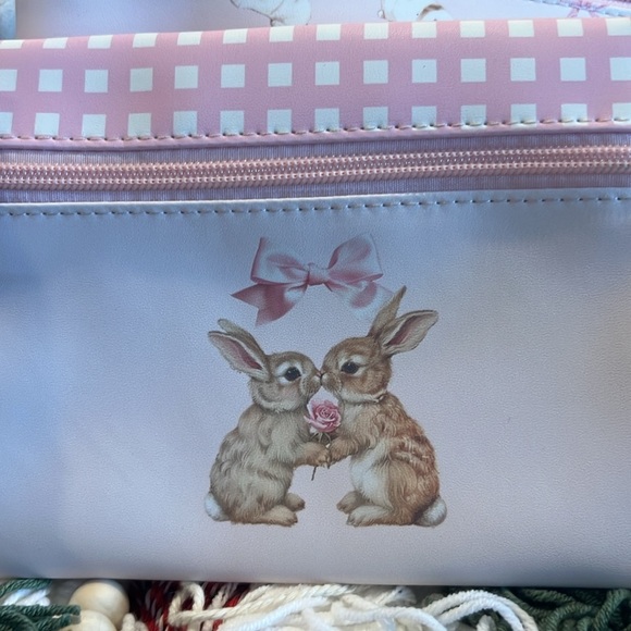 👗Bundle 5/$25👗 NWT 3piece bag set - Picture 3 of 4